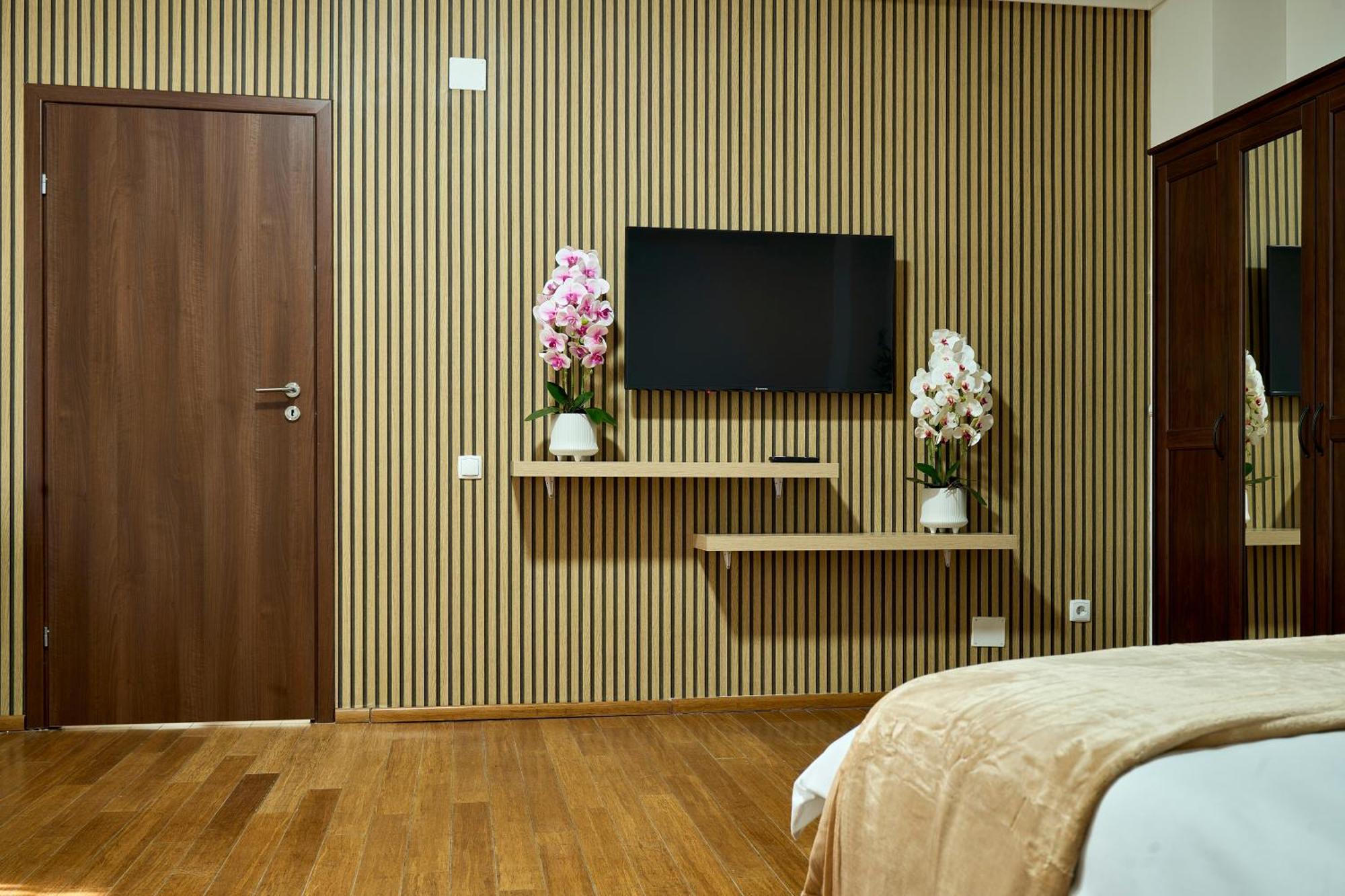 Therme Airport Resort Corbeanca Exteriör bild